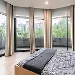 Insurgentes Apt Private Balcony, Roof Lounge