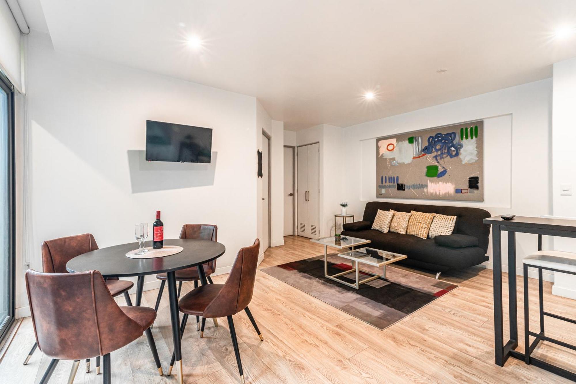 Insurgentes Private Balcony, Roof Lounge Apartment