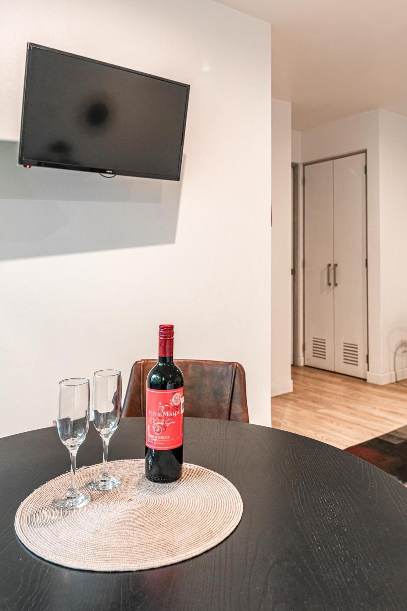 Insurgentes Private Balcony, Roof Lounge Apartment Mexico City